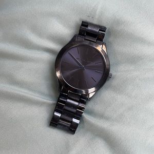 Sleek simple Michael kors watch